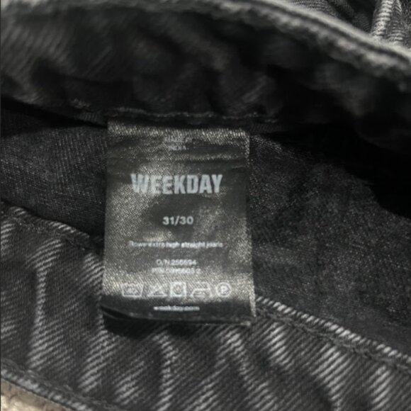 Weekday Relaxed Fit Washed Dark Denim 31/32 - Picture 3 of 4
